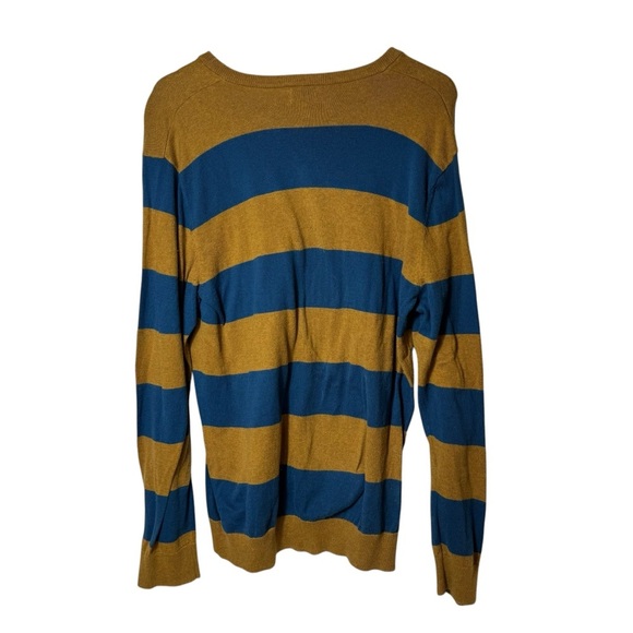 Old Navy Men’s V-Neck long sleeve Sweater bundle all size XL - Picture 5 of 10